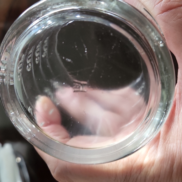 Vintage Hazel Glass Measuring Cup - Picture 8 of 9